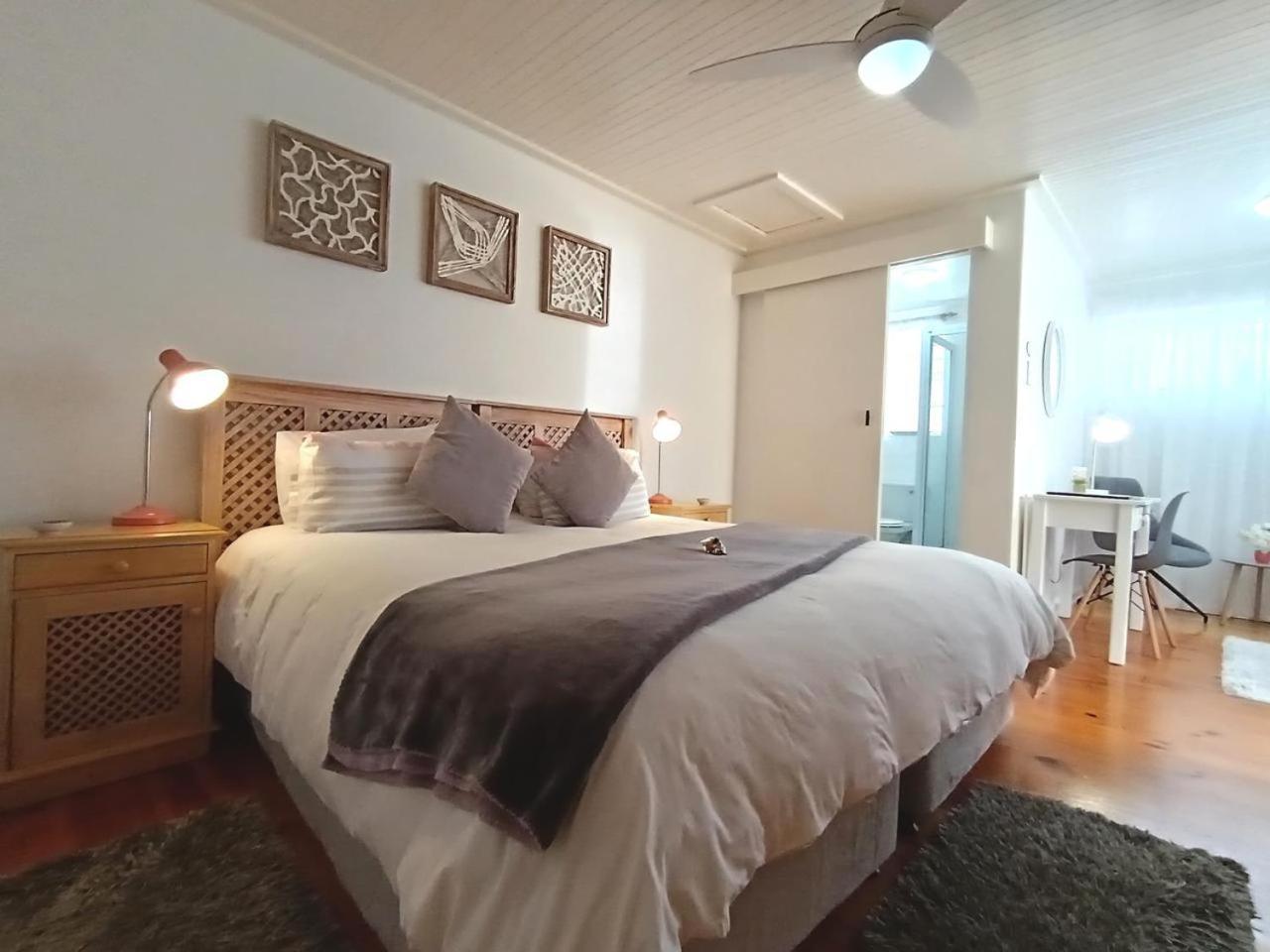 On The Bay Bed & Breakfast Port Elizabeth Eksteriør bilde